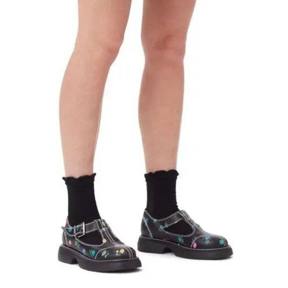 GANNI Floral-Print Leather Mary Jane Pumps - Picture 11 of 15